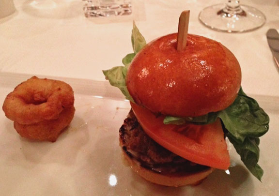 Ground chuck slider with onion rings