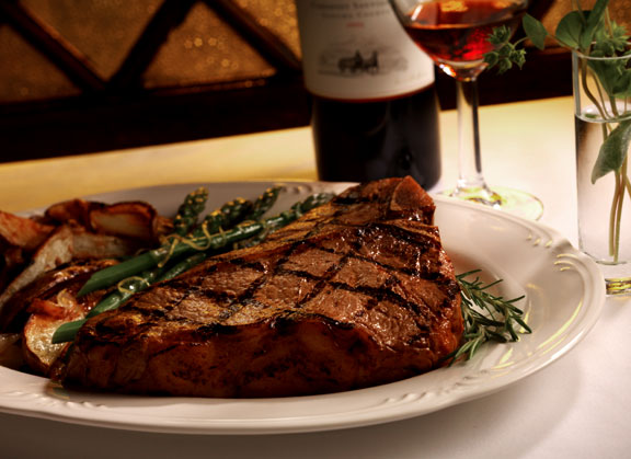 Prime Porterhouse with Asparagus