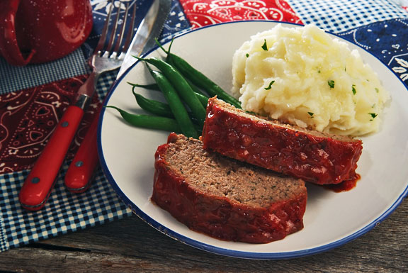 Meatloaf with fresh herbs and mushrooms