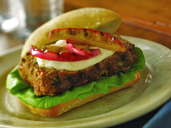 Smoky Meatloaf Sandwich with Apples