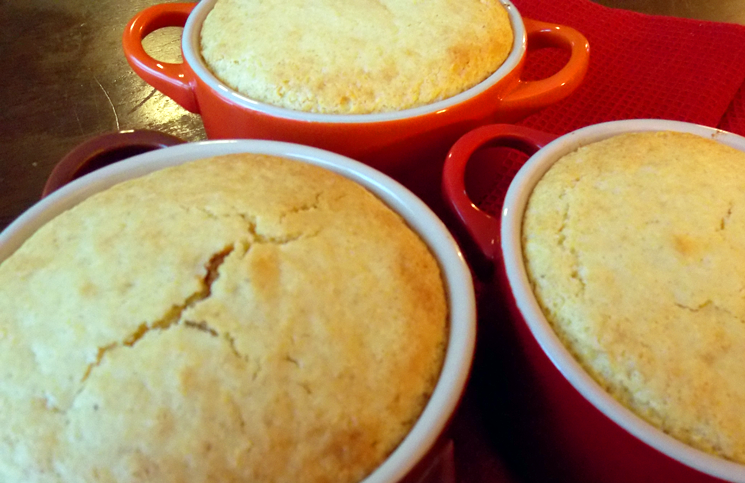 Cornbread and chili bowls